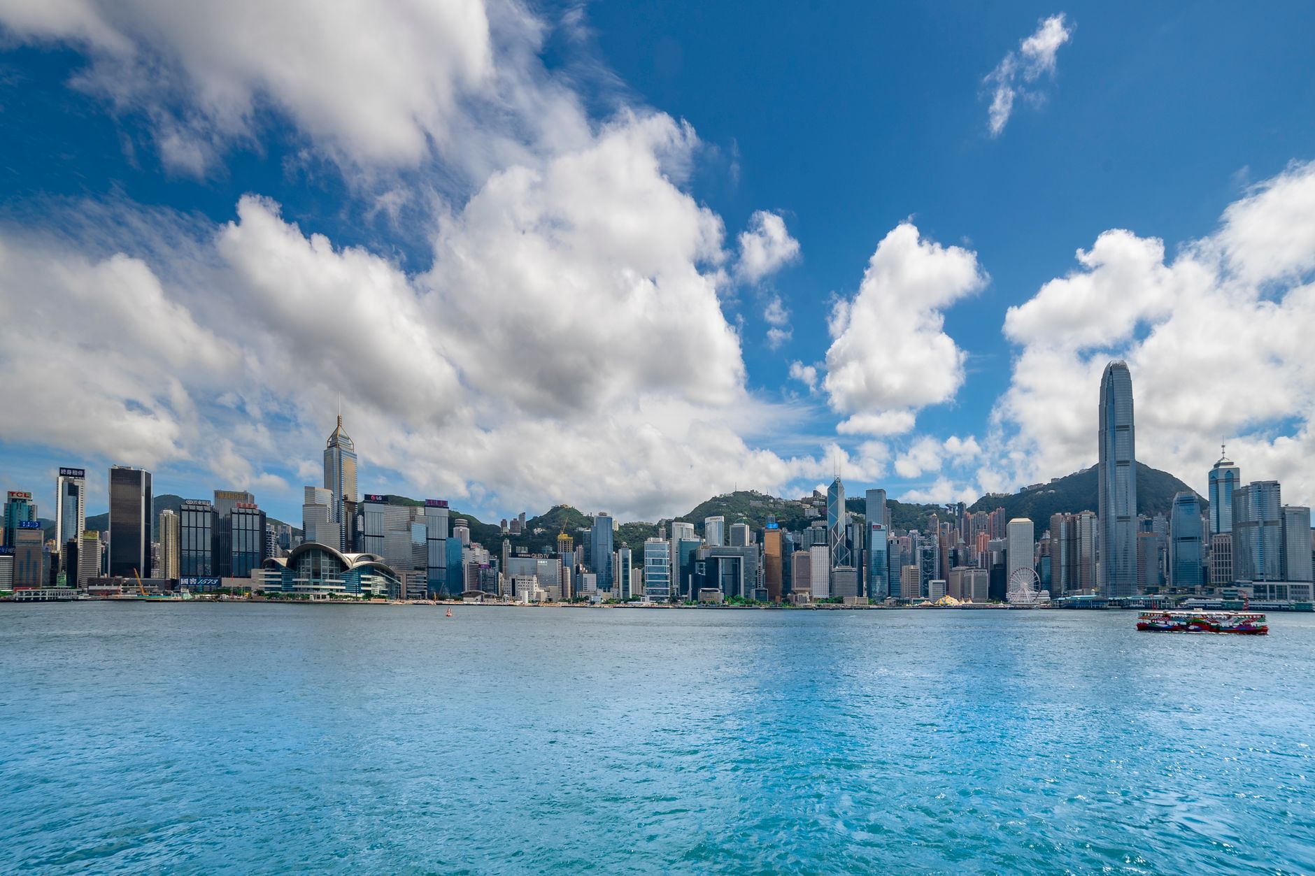 Hotéis com Vista da Baía de Hong Kong: Vale a Diária Honesta?