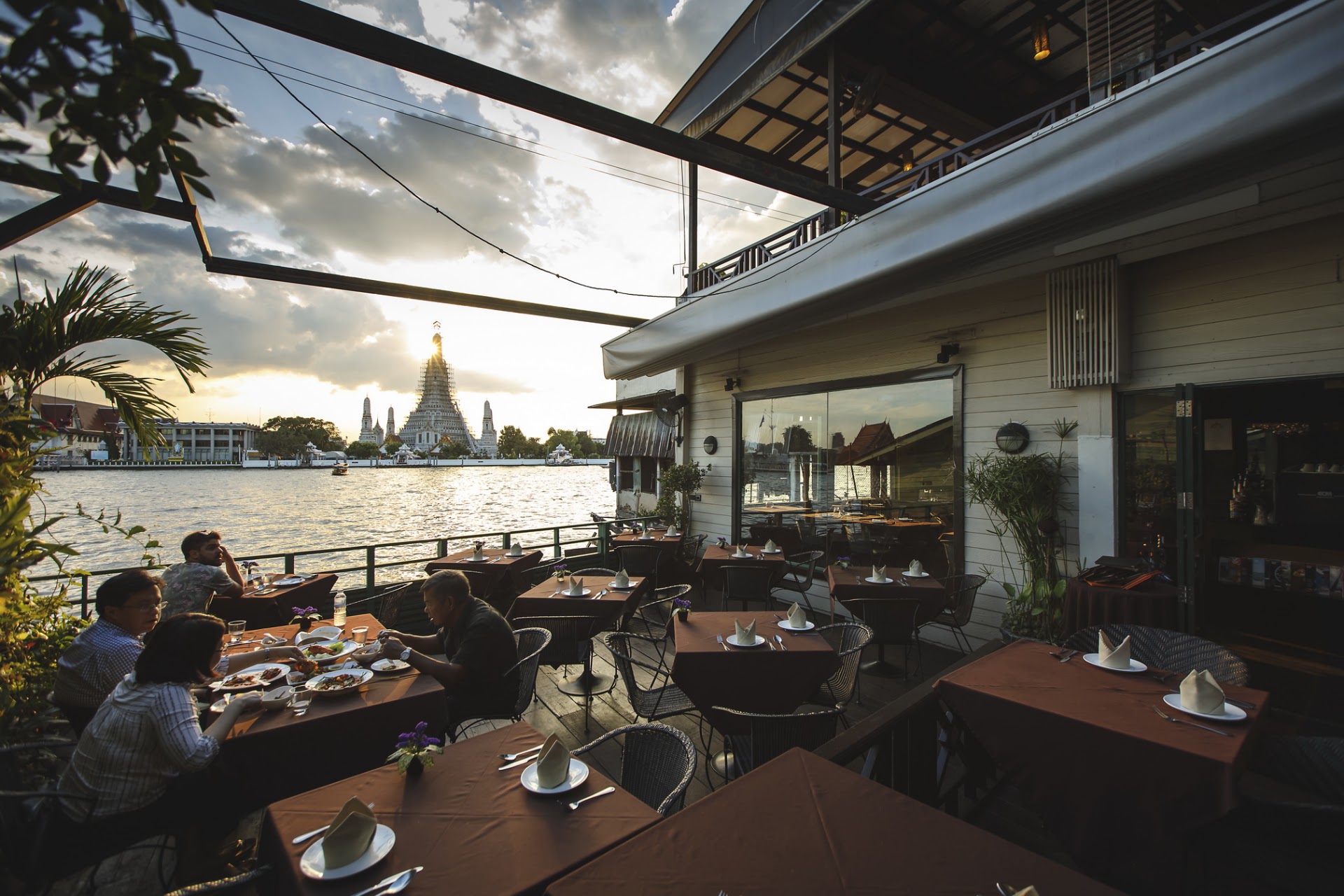 Capella Bangkok às margens do Chao Phraya — a diária mais cara da cidade vale cada centavo?
