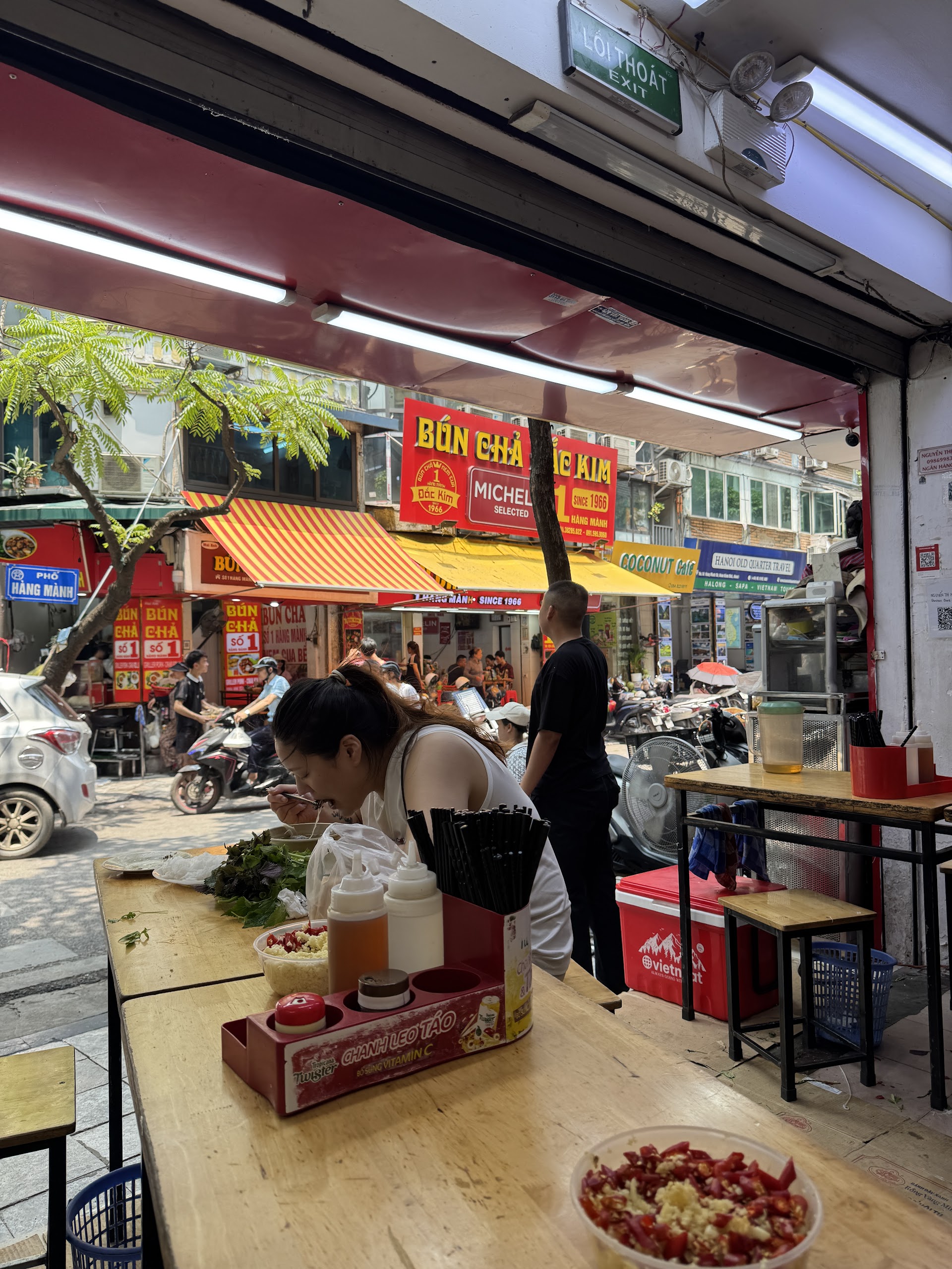 Bún Chả em Hanói: o prato de rua que todo mundo deveria provar antes de morrer