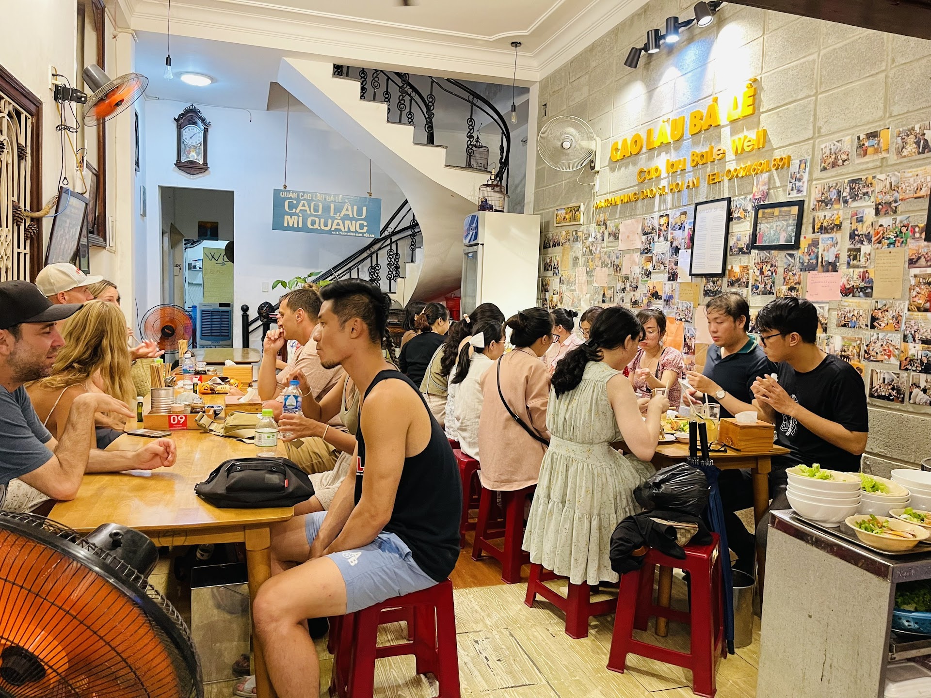 O que ninguém te conta sobre a comida de rua em Hoi An: 7 pratos que valem a viagem